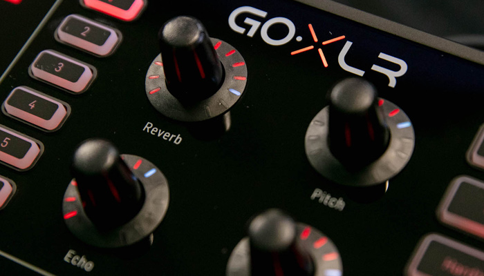 Купить аудиоинтерфейс TC Helicon GoXLR Black по цене от 49630 руб ...